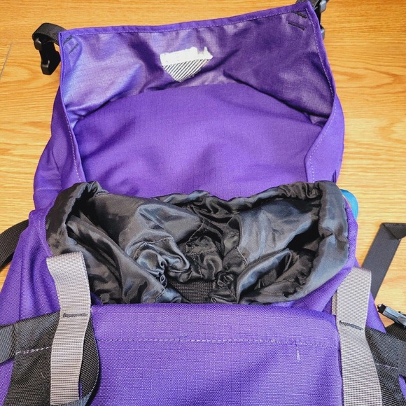 Kelty Women\'s Cornice Hiking Camping Backpack Size Medium Purple/Black main image 11